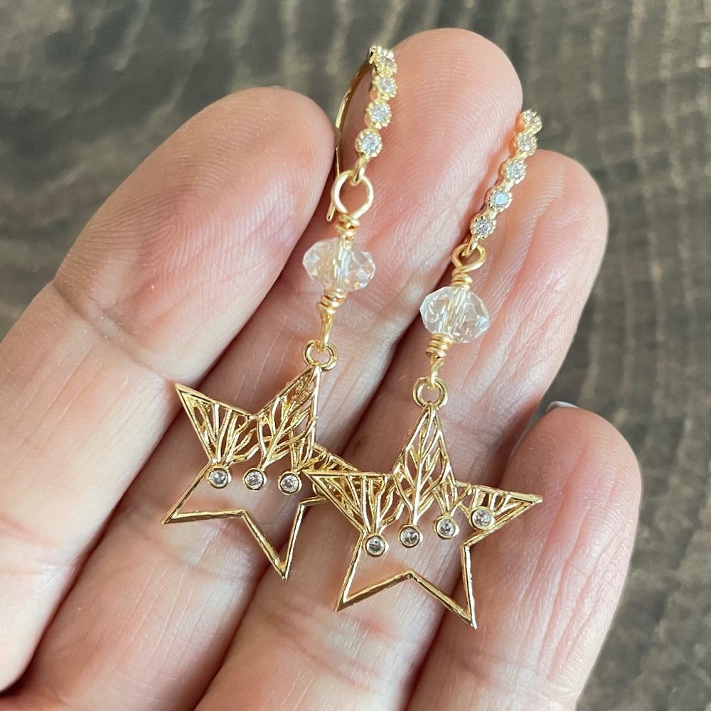 Handmade 18K Gold Plated Starburst Earrings CZ Star Dangle Celestial Jew…